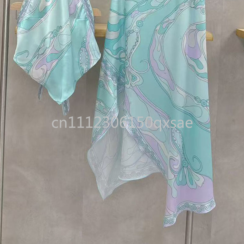 Luxury Design Women's Blue Dre - Streetwear Brand Logo Design ulasan dan harga