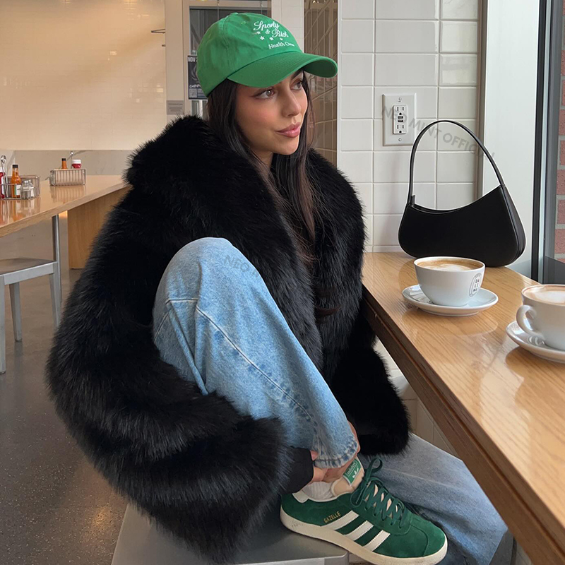 Neo Mint Street Fashion Shawl  - Streetwear Girl Brand ulasan dan harga