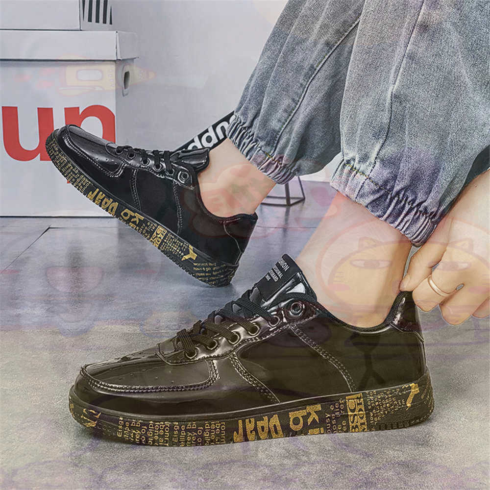 Round Foot Size 45 Sneakers Wh - Streetwear Brand Collection ulasan dan harga
